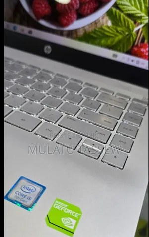 New Laptop HP Pavilion 15 8GB Intel Core I5 SSHD (Hybrid) 128GB