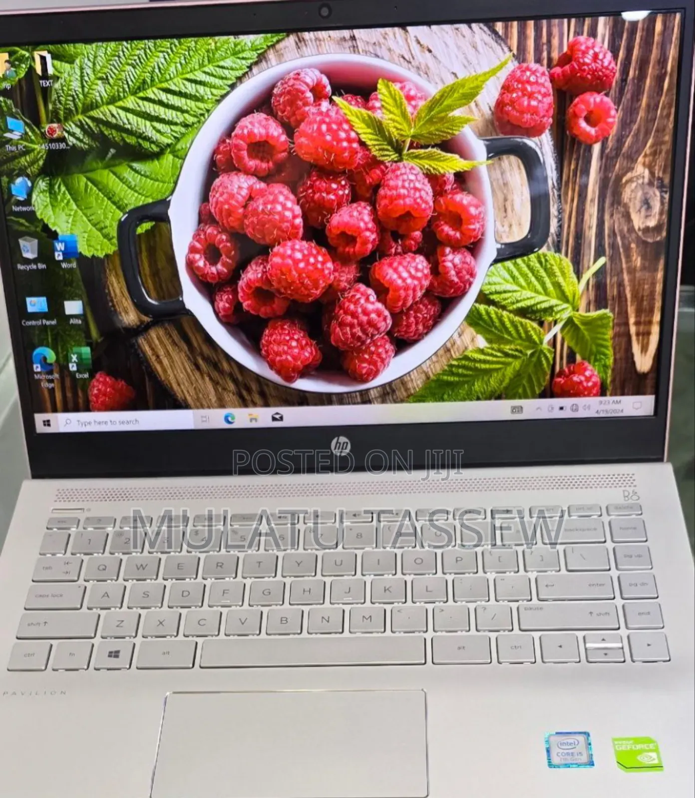 New Laptop HP Pavilion 15 8GB Intel Core I5 SSHD (Hybrid) 128GB