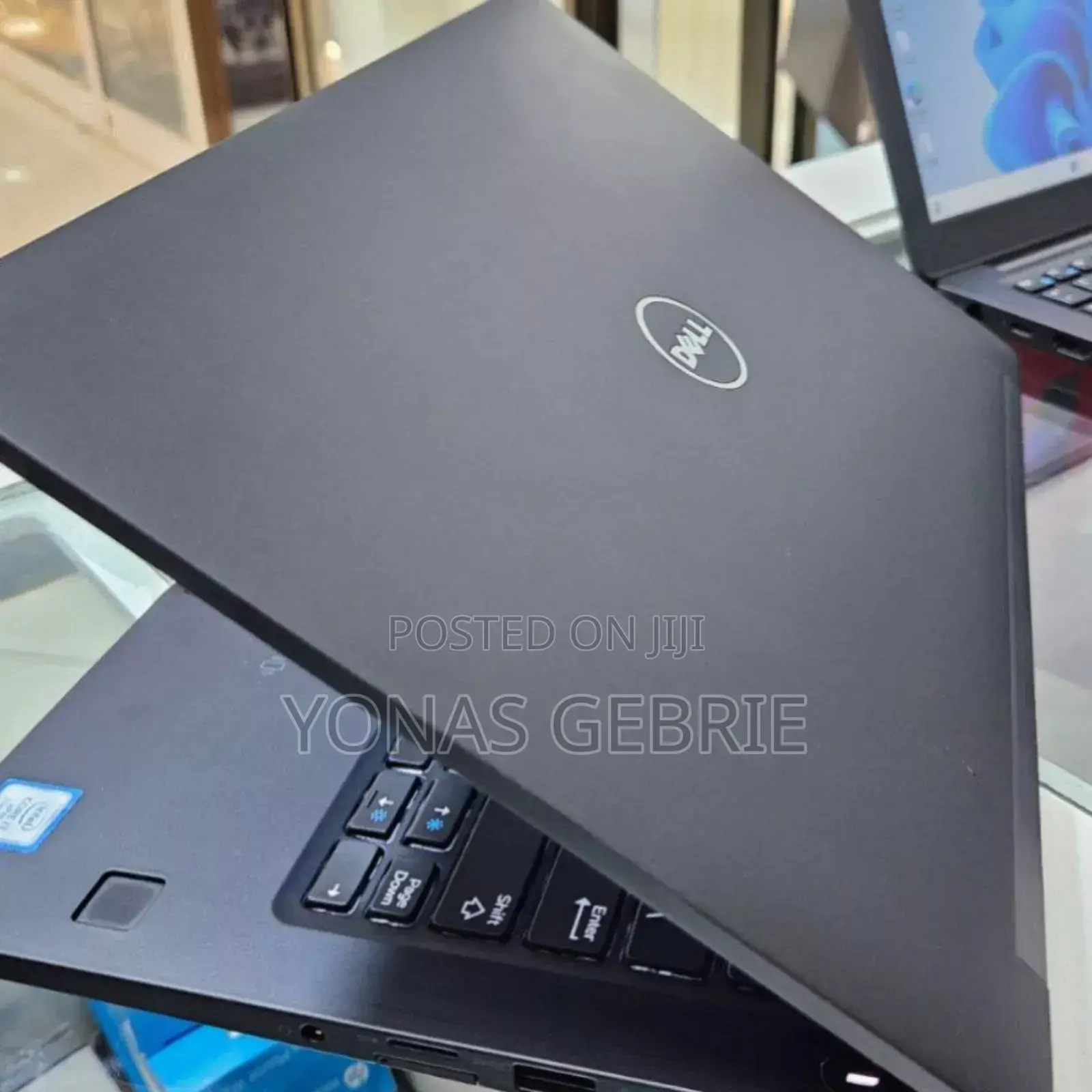 New Laptop Dell 8GB Intel Core I7 SSD 256GB