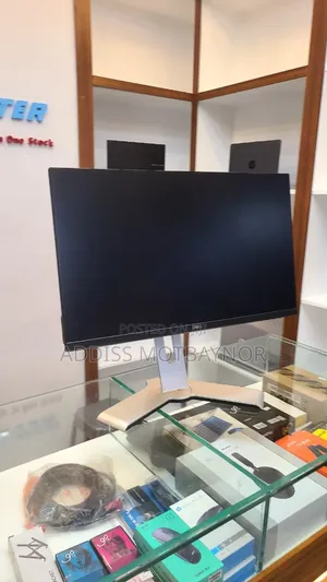 Photo - Freamless Monitor