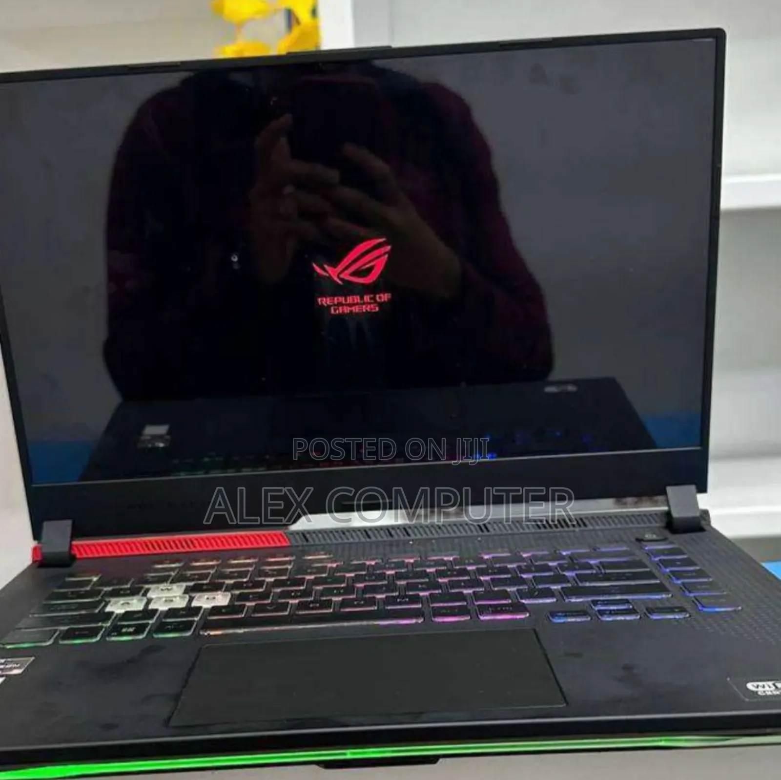 New Laptop Asus ROG Strix G15 16GB AMD Ryzen 9 SSD 512GB