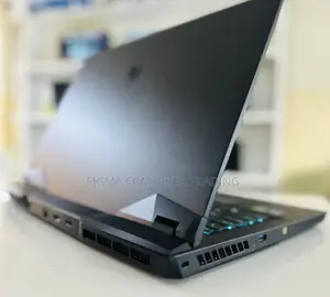 New Laptop MSI GP75 Leopard 16GB Intel Core I7 SSD 1T