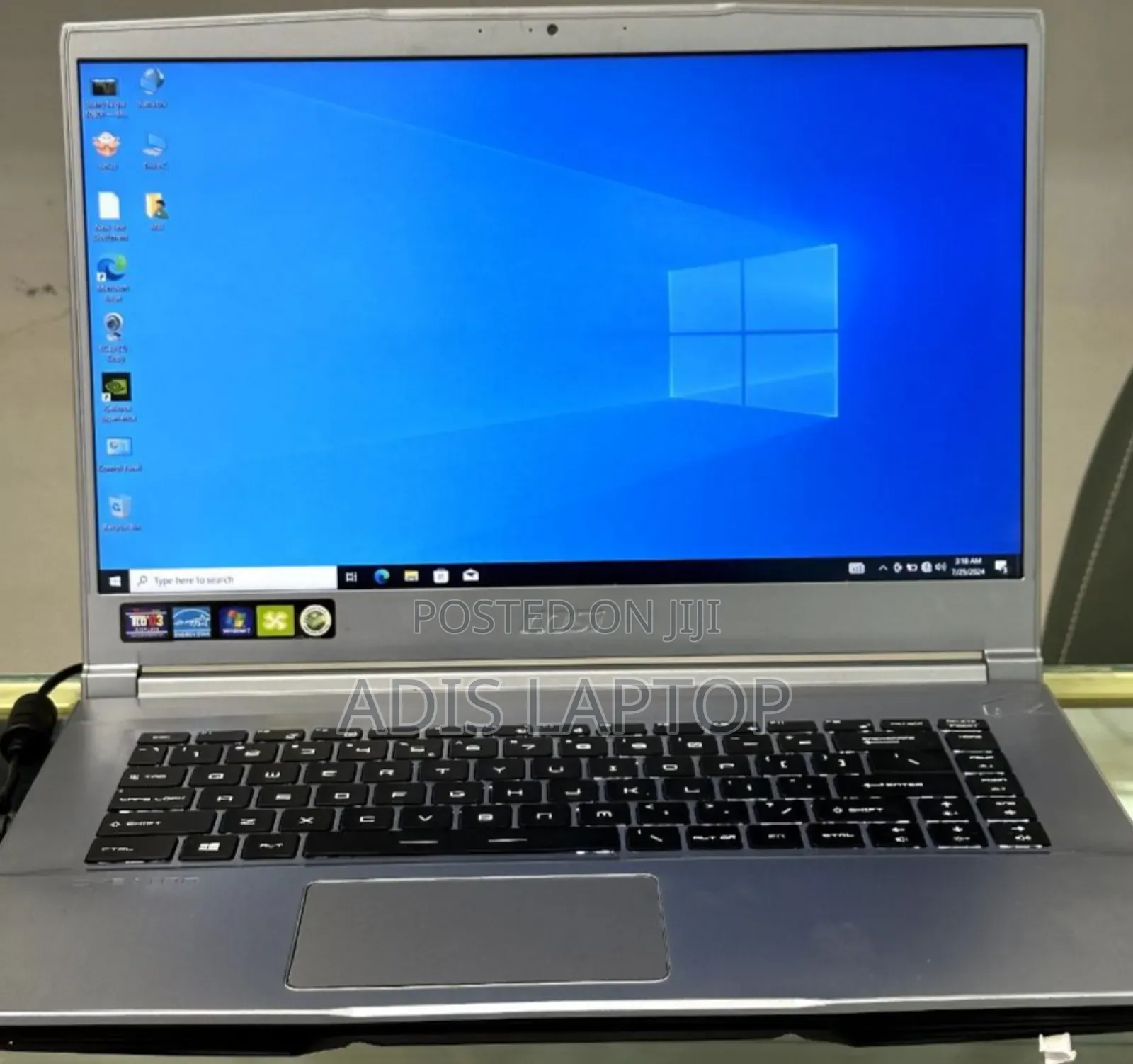 New Laptop MSI Creator 17 B11ue-224 16GB Intel Core I7 SSD 512GB