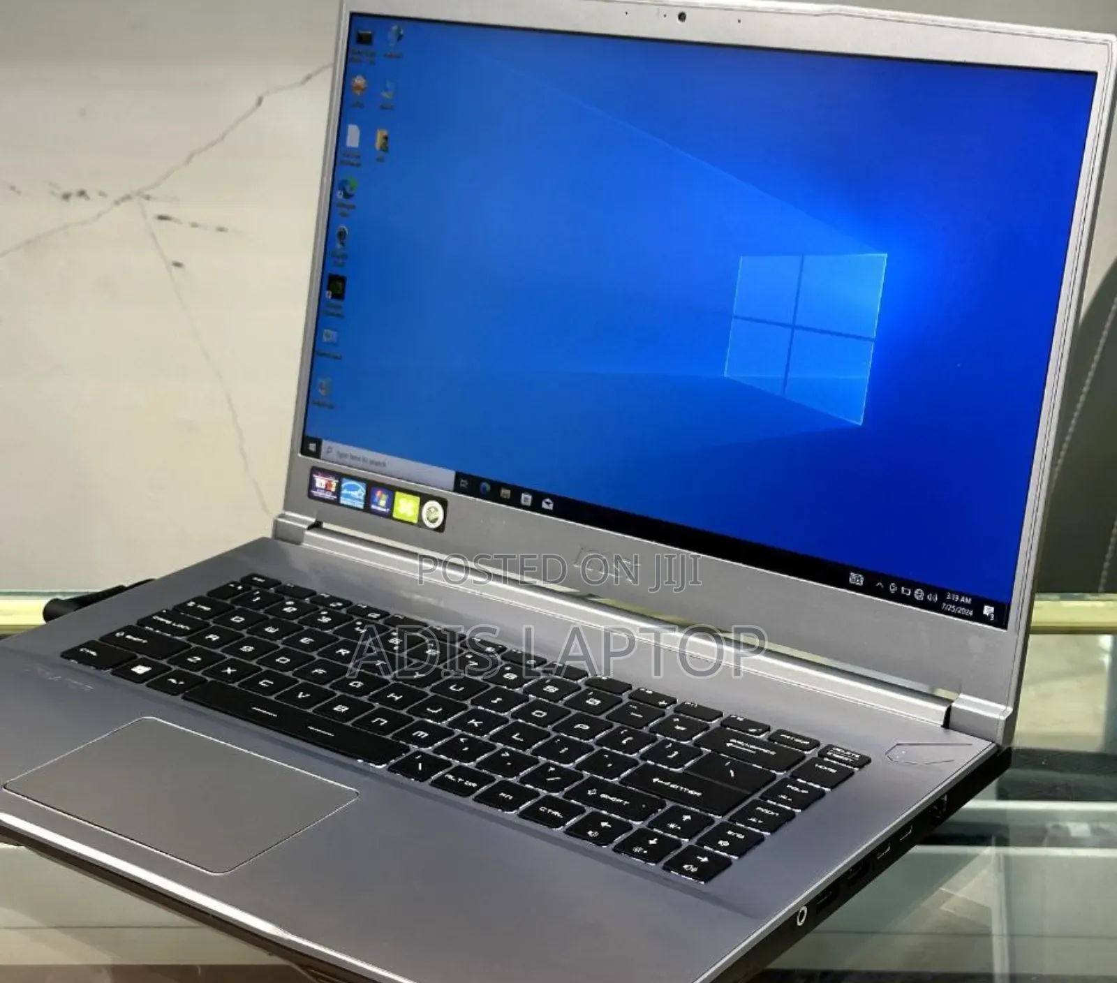 New Laptop MSI Creator 17 B11ue-224 16GB Intel Core I7 SSD 512GB