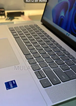 Photo - New Laptop Dell Inspiron 11 3169 16GB Intel Core I7 SSD 512GB