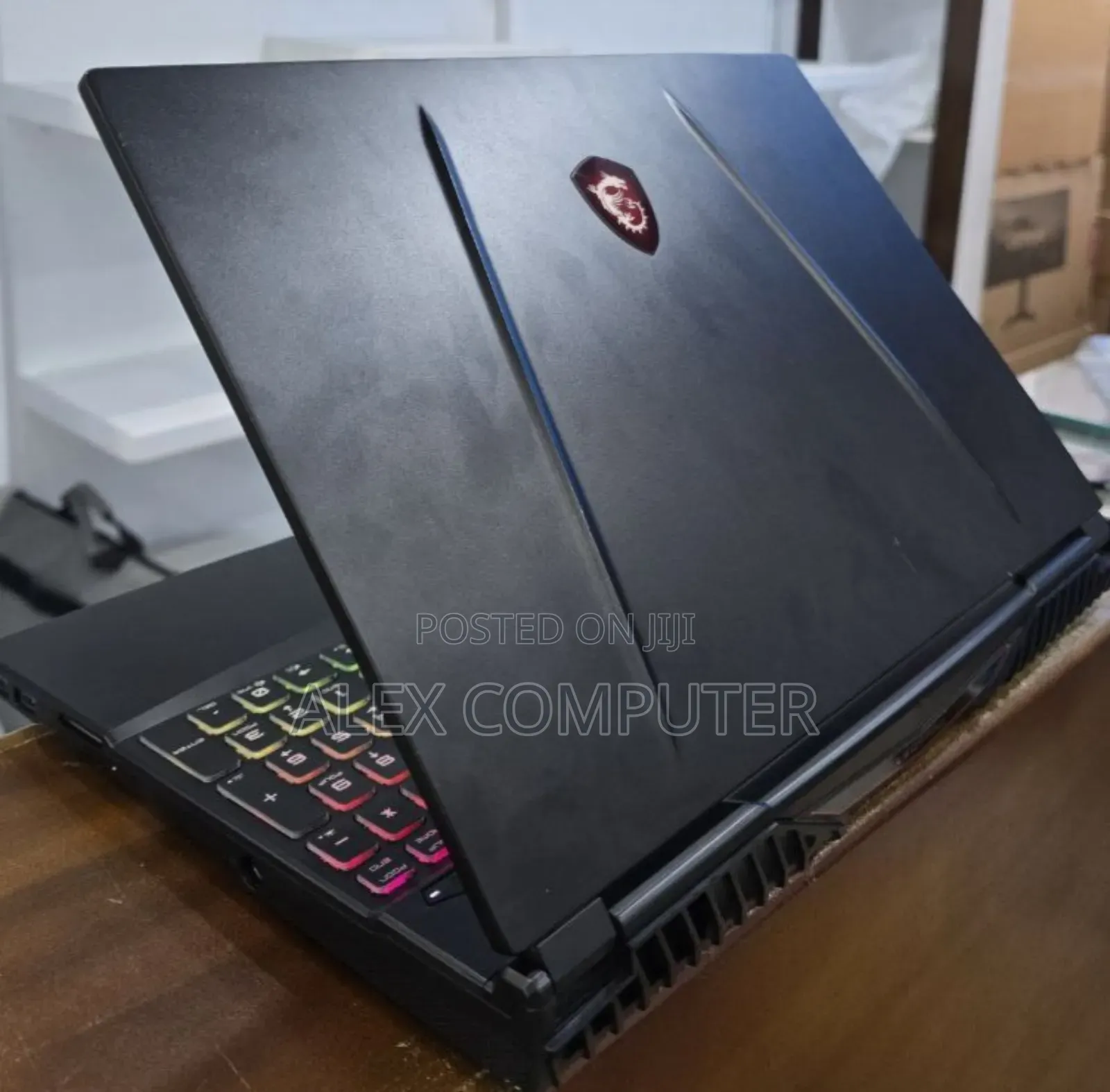 New Laptop MSI GF63 16GB Intel Core I5 SSD 512GB