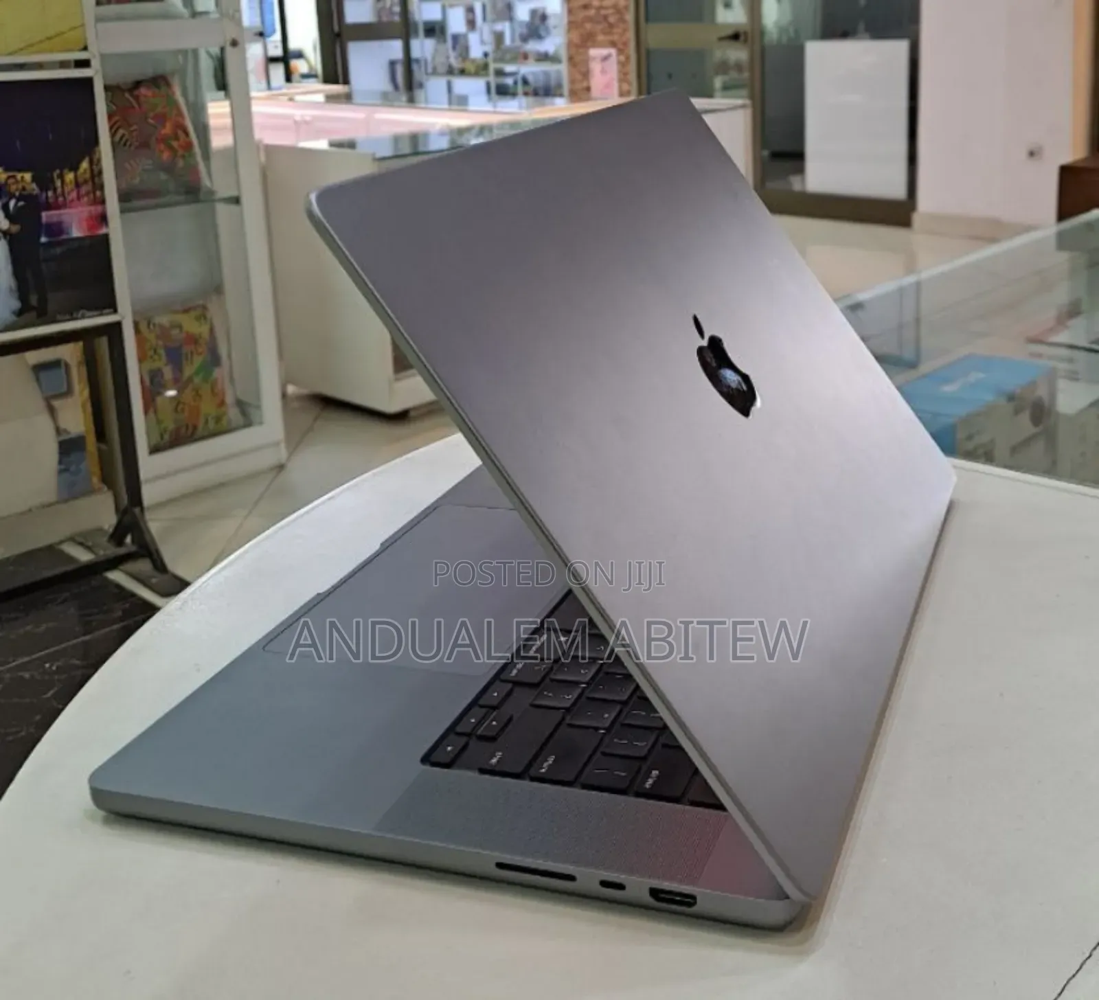 New Apple MacBook Pro 2023 M2 Pro 16-Inch 32GB Apple M2 SSD 512GB