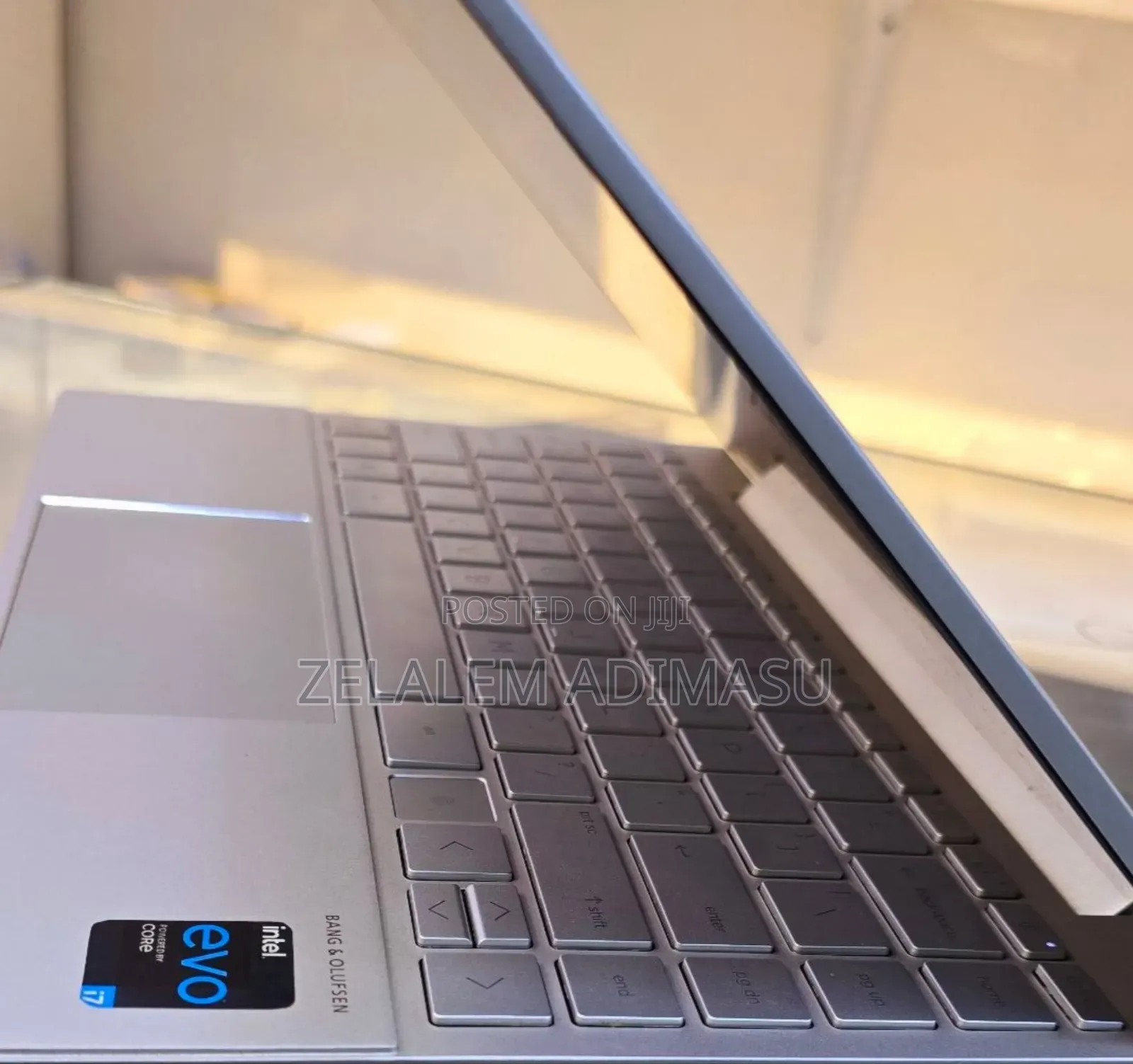 New Laptop HP Envy X2 8GB Intel Core I7 SSD 512GB