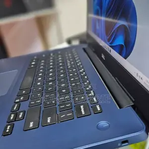 New Laptop Dell Inspiron 15 8GB Intel Core I5 SSD 512GB