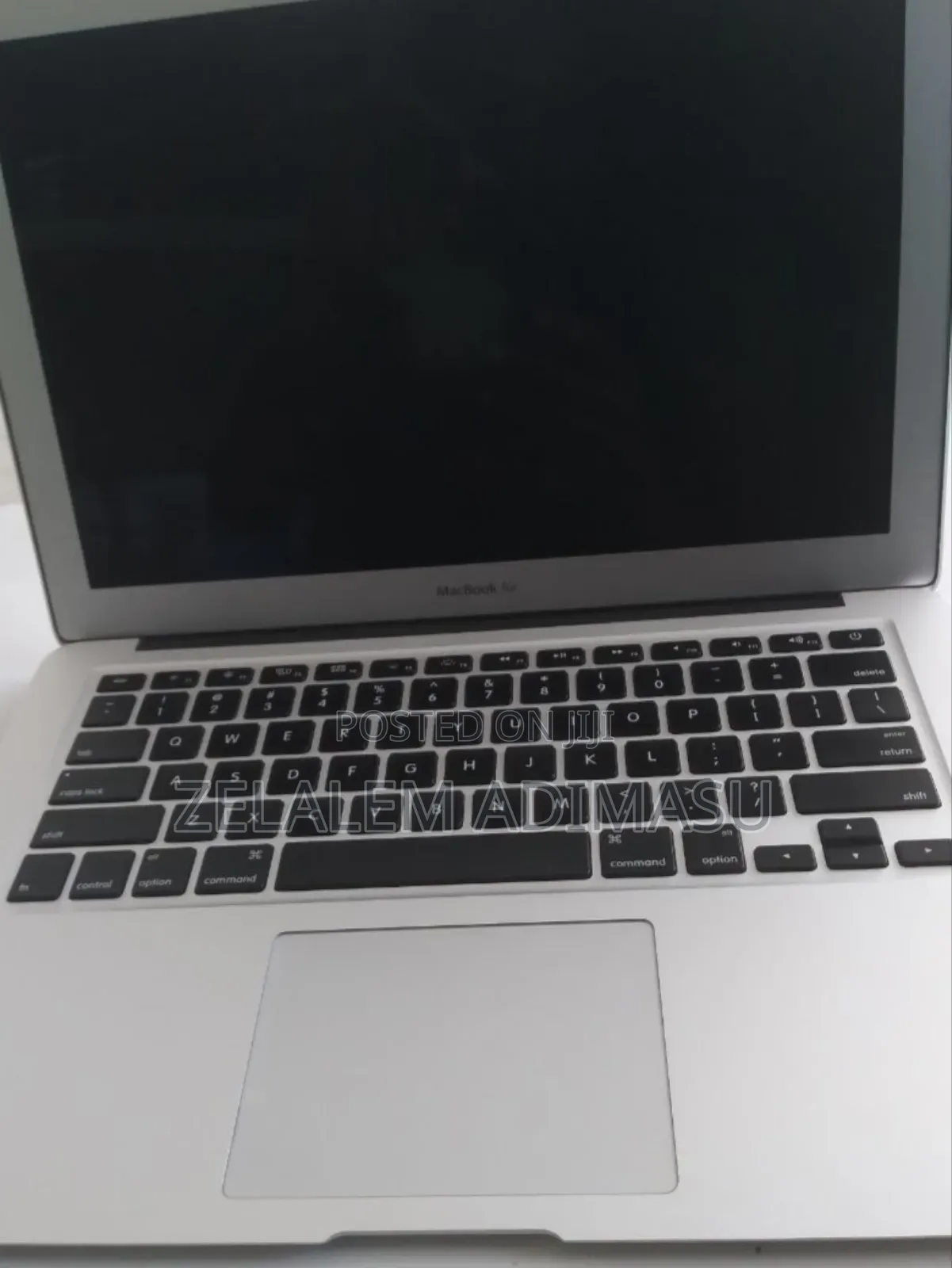 New Laptop Apple MacBook Air 2014 4GB Intel Core I5 SSD 128GB