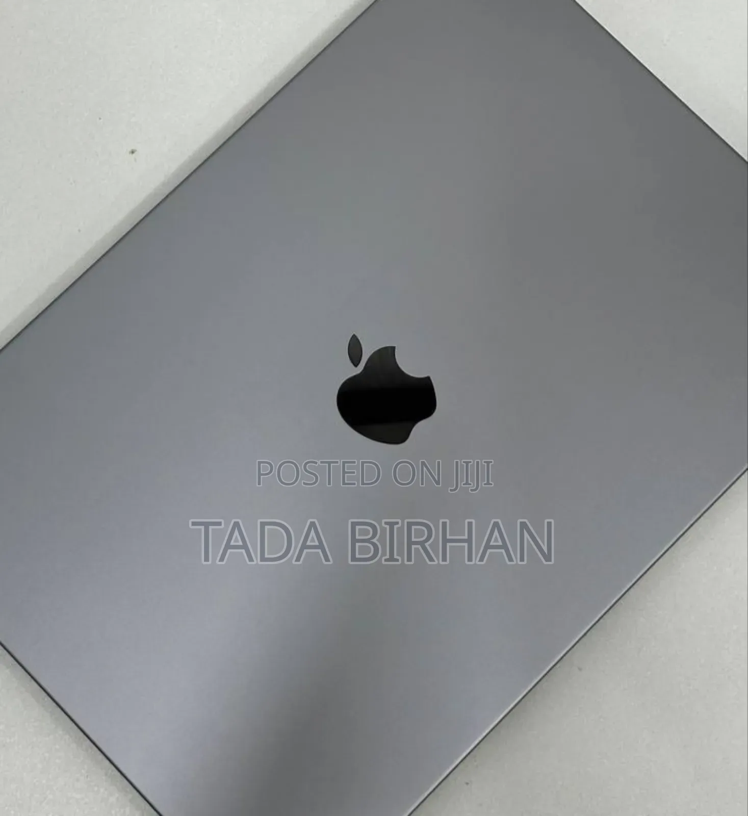 New Laptop Apple MacBook Pro 2022 M2 16GB Intel Core I7 SSD 512GB