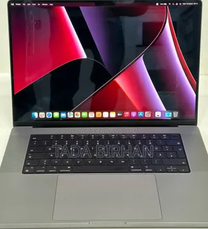 New Laptop Apple MacBook Pro 2022 M2 16GB Intel Core I7 SSD 512GB