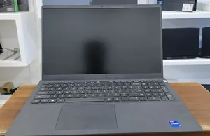 New Laptop Dell Vostro 3520 16GB Intel Core I7 SSD 512GB