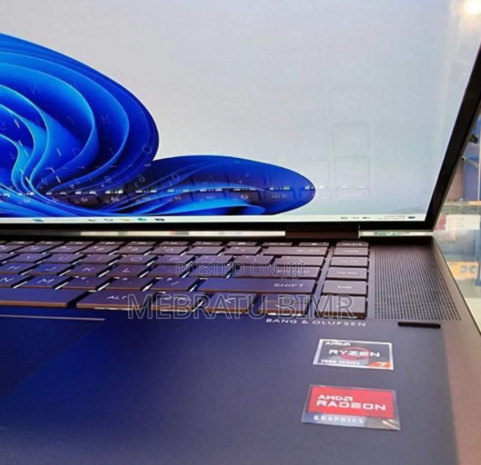 New Laptop HP Envy X360 16GB AMD Ryzen 7 SSD 512GB