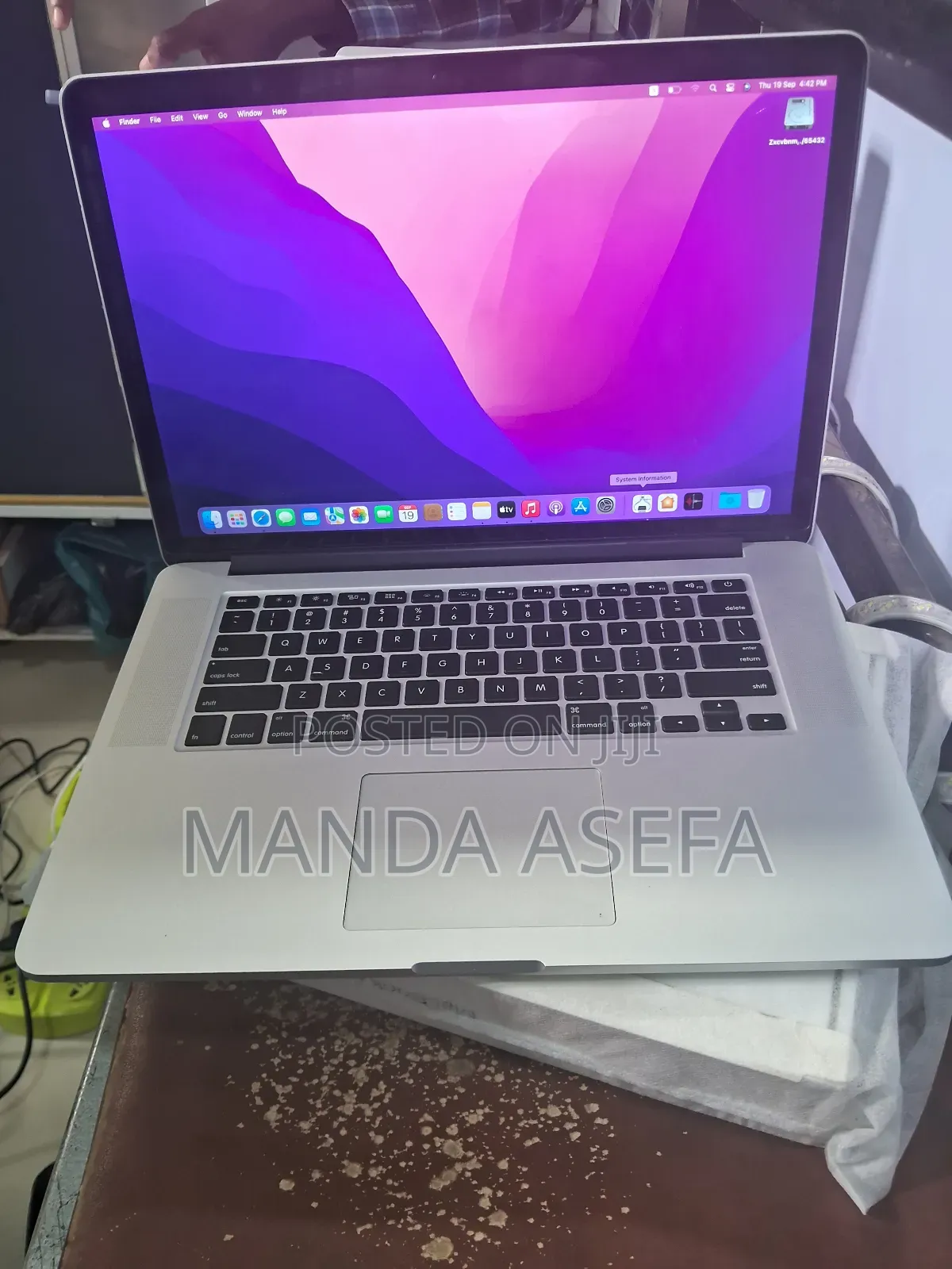 New Laptop Apple MacBook Pro 2015 16GB Intel Core I7 SSD 256GB