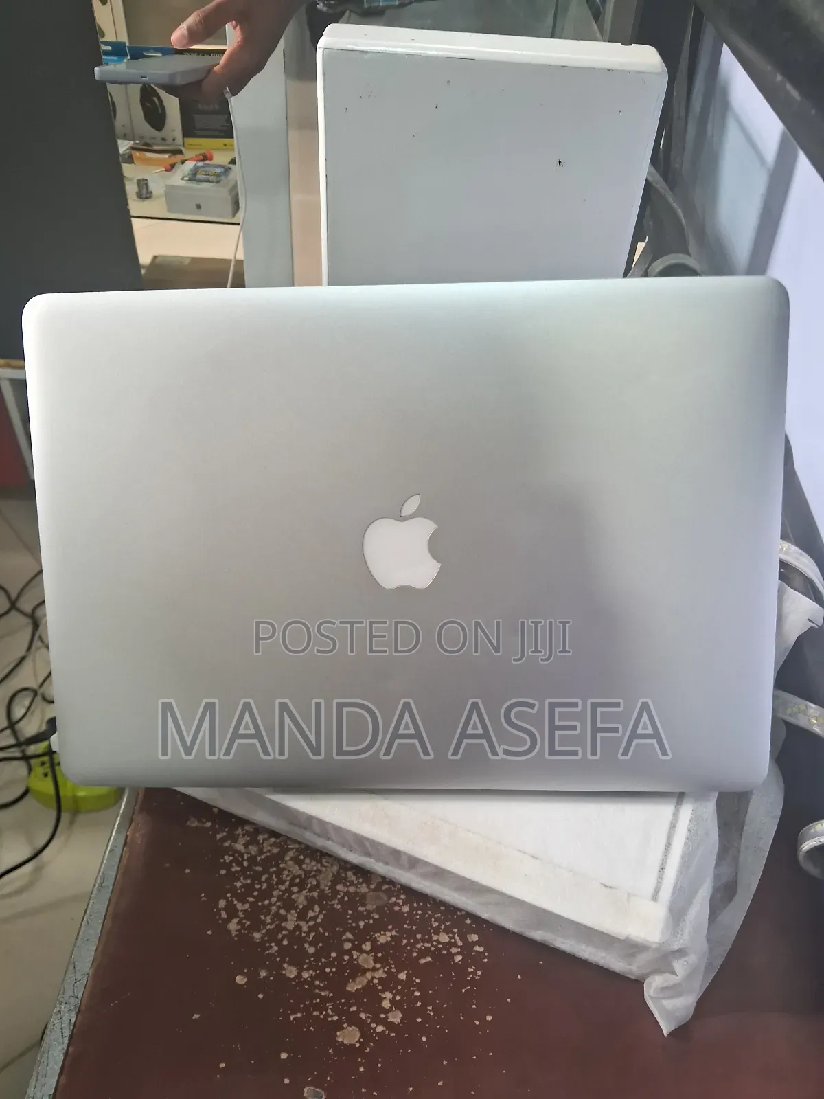 New Laptop Apple MacBook Pro 2015 16GB Intel Core I7 SSD 256GB