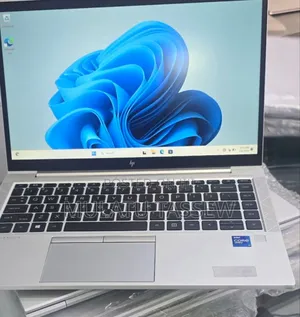 New Laptop HP EliteBook 840 G8 16GB Intel Core I7 SSD 512GB