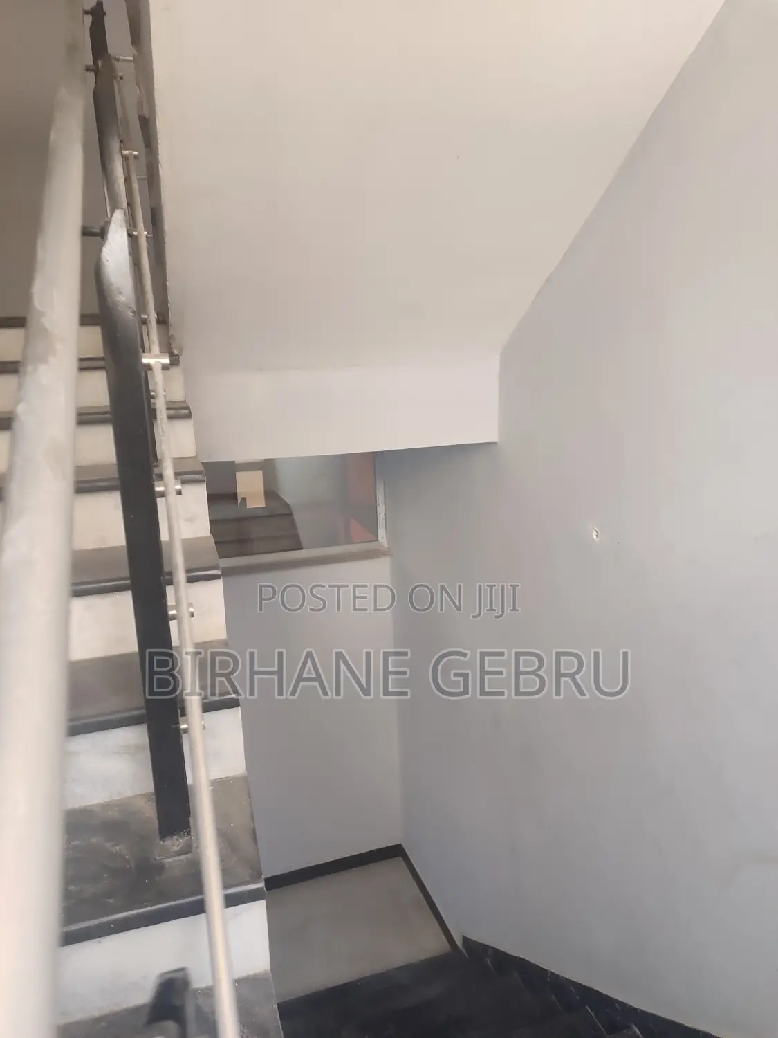 G+4 House for Bisness or Living Rent