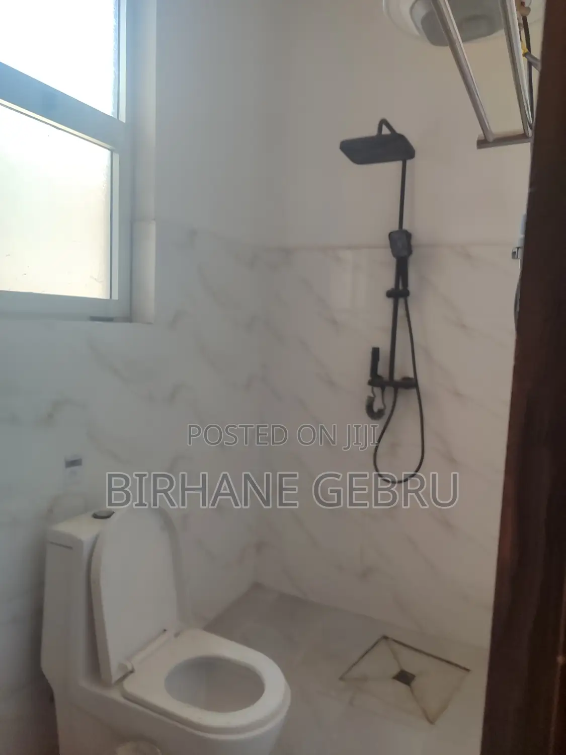 G+4 House for Bisness or Living Rent