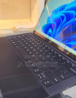 New Laptop Lenovo Yoga 9i 16GB Intel Core I7 SSD 512GB