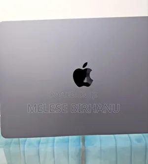 New Laptop Apple MacBook Air 2024 M3 13-Inch 16GB Apple M3 SSD 512GB