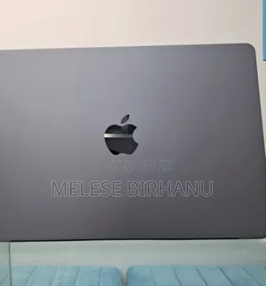 New Laptop Apple MacBook Air 2024 M3 13-Inch 16GB Apple M3 SSD 512GB