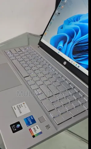 Photo - New Laptop HP EliteBook 840 16GB Intel Core I7 SSD 512GB