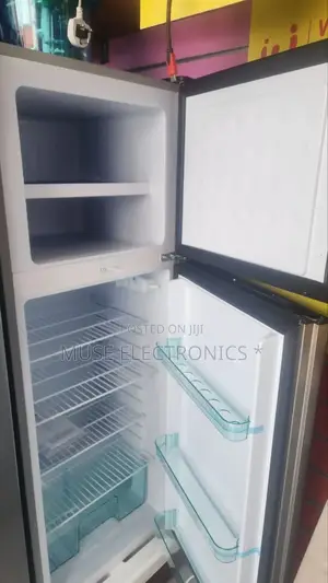 Sanford 320 Model Referigerator