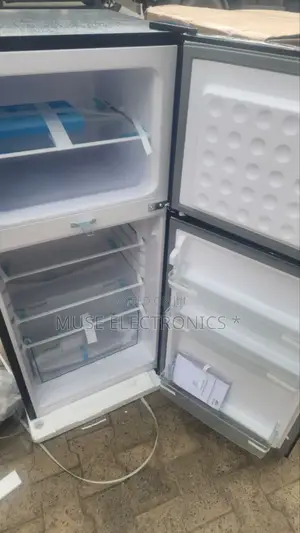 Iceland Refrigerator 210 Model