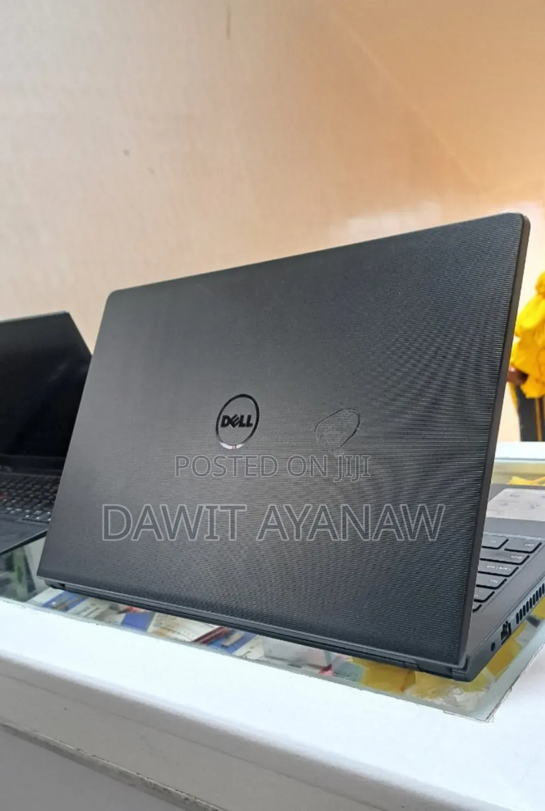 New Laptop Dell Vostro V13 16GB Intel Core I5 SSD 1T