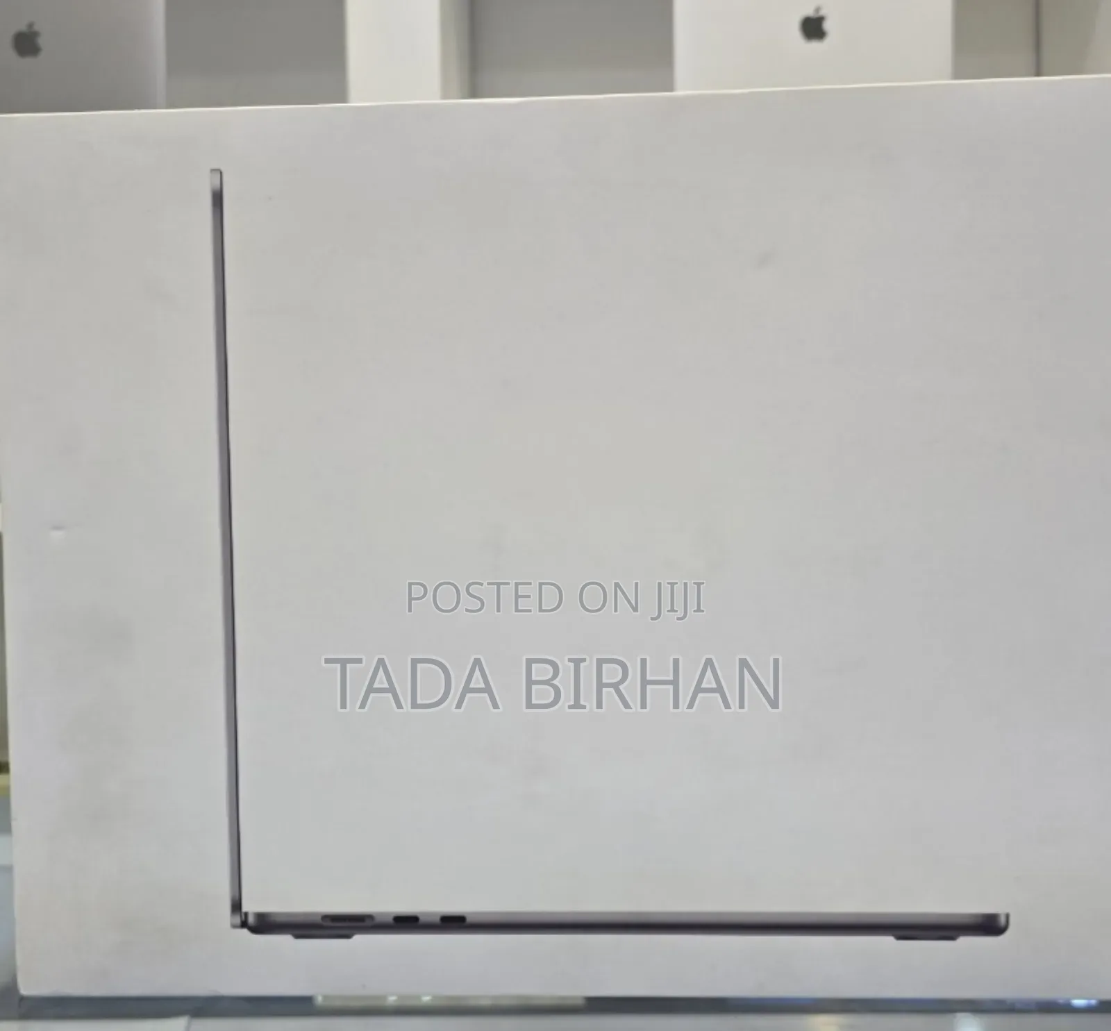 New Laptop Apple MacBook Air 2024 M3 13-Inch 8GB Apple M3 SSD 256GB