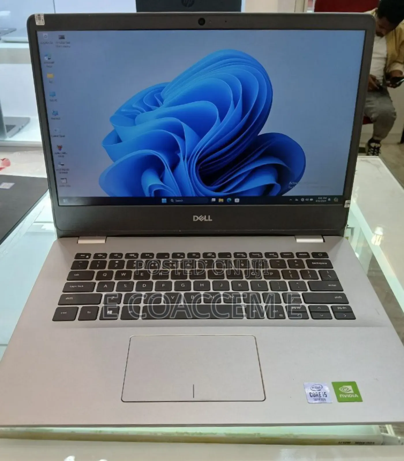 New Laptop Dell 8GB Intel Core I5 SSD 512GB