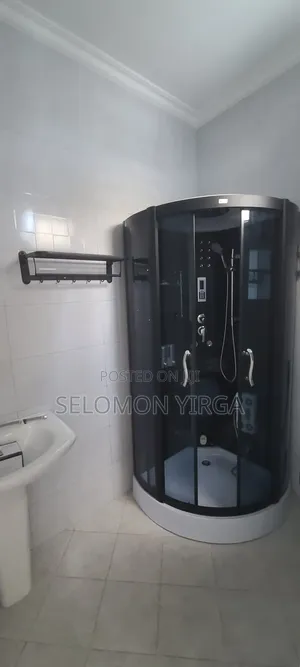 4bdrm Villa in Addis Ababa, Yeka for sale