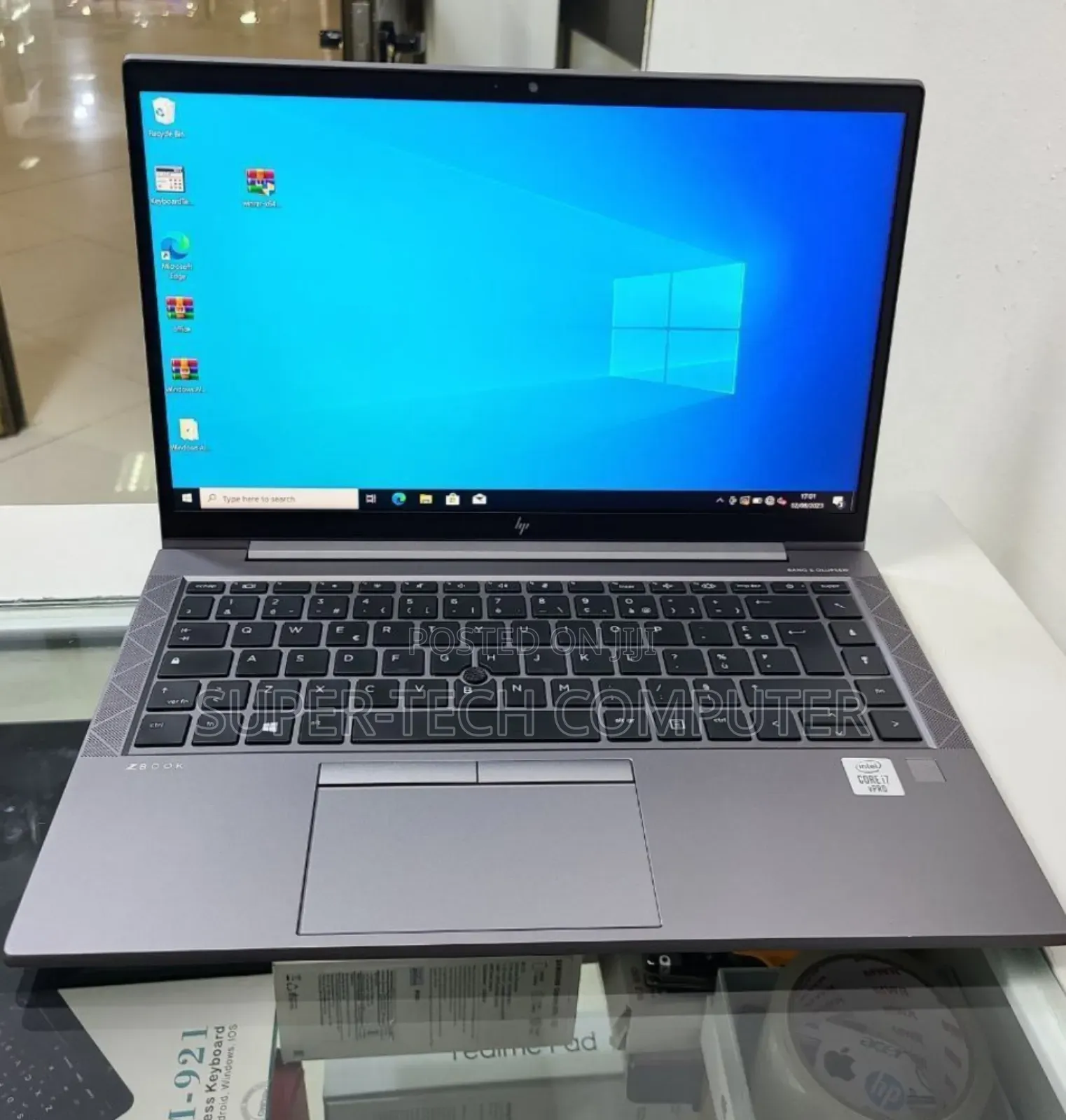 New Laptop HP ZBook Firefly G8 16GB Intel Core I7 SSD 512GB