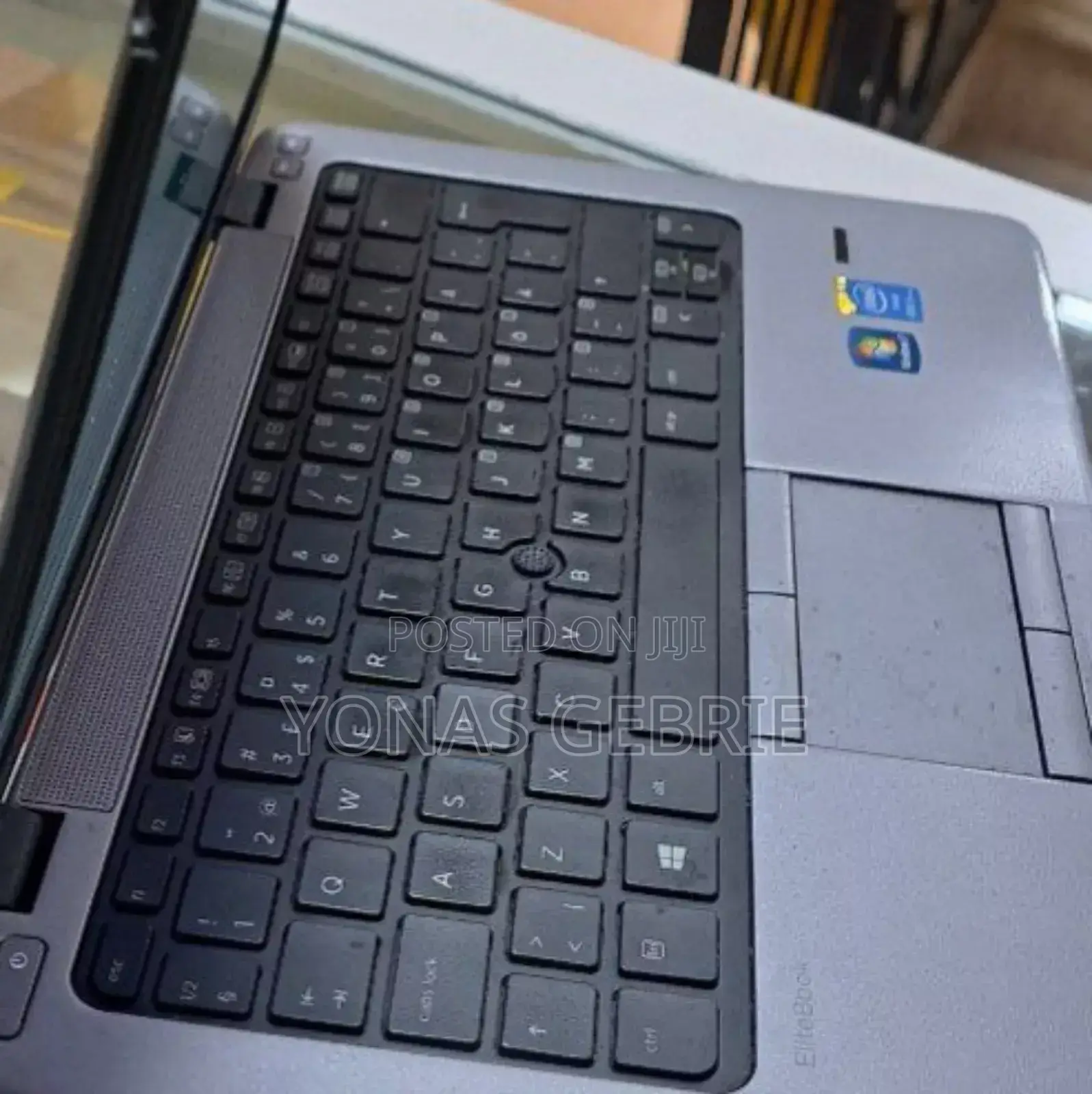 New Laptop HP EliteBook 820 G1 4GB Intel Core I5 HDD 500GB