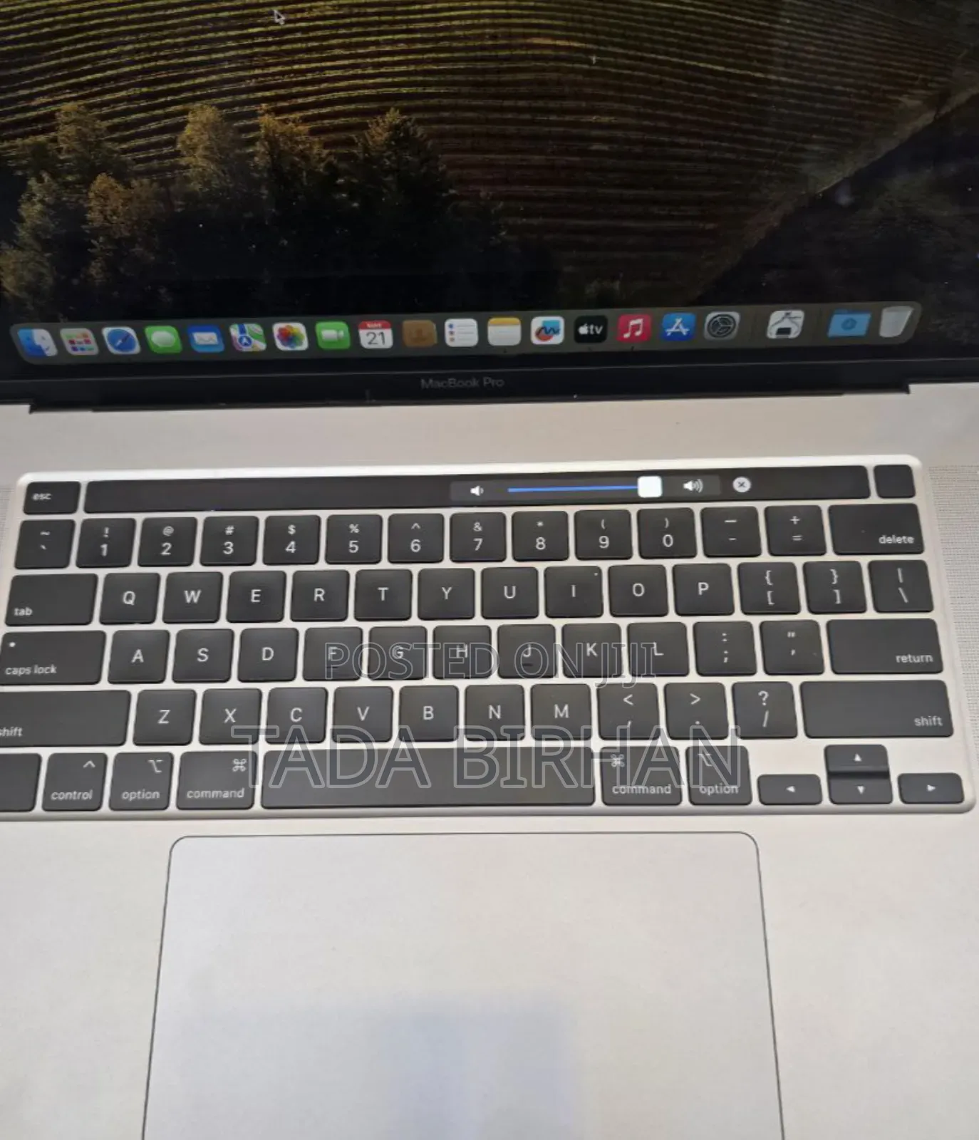 New Laptop Apple MacBook Pro 2019 16GB Intel Core I7 SSD 1T