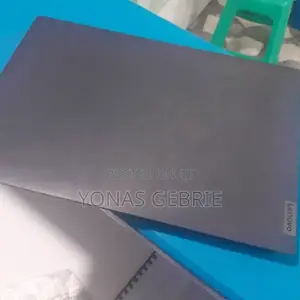 New Laptop Lenovo 12GB AMD SSD 256GB