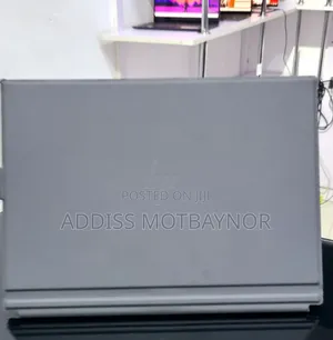 New Laptop HP 14-Dq1025cl 16GB Intel Core I5 SSD 512GB