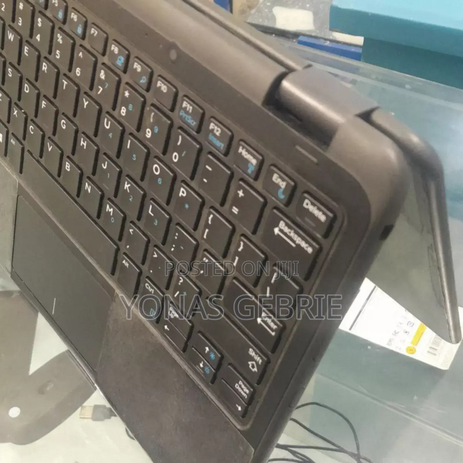 New Laptop Dell Latitude 3189 8GB Intel Pentium SSD 128GB