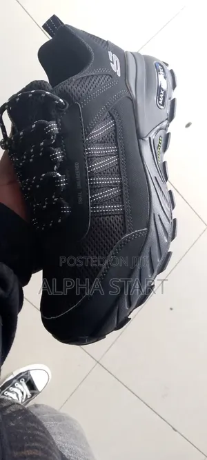 Photo - Skacher High Quality Sneaker