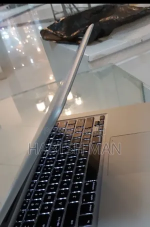 New Laptop Apple MacBook Air 2015 8GB Intel Core i5 SSD 128GB