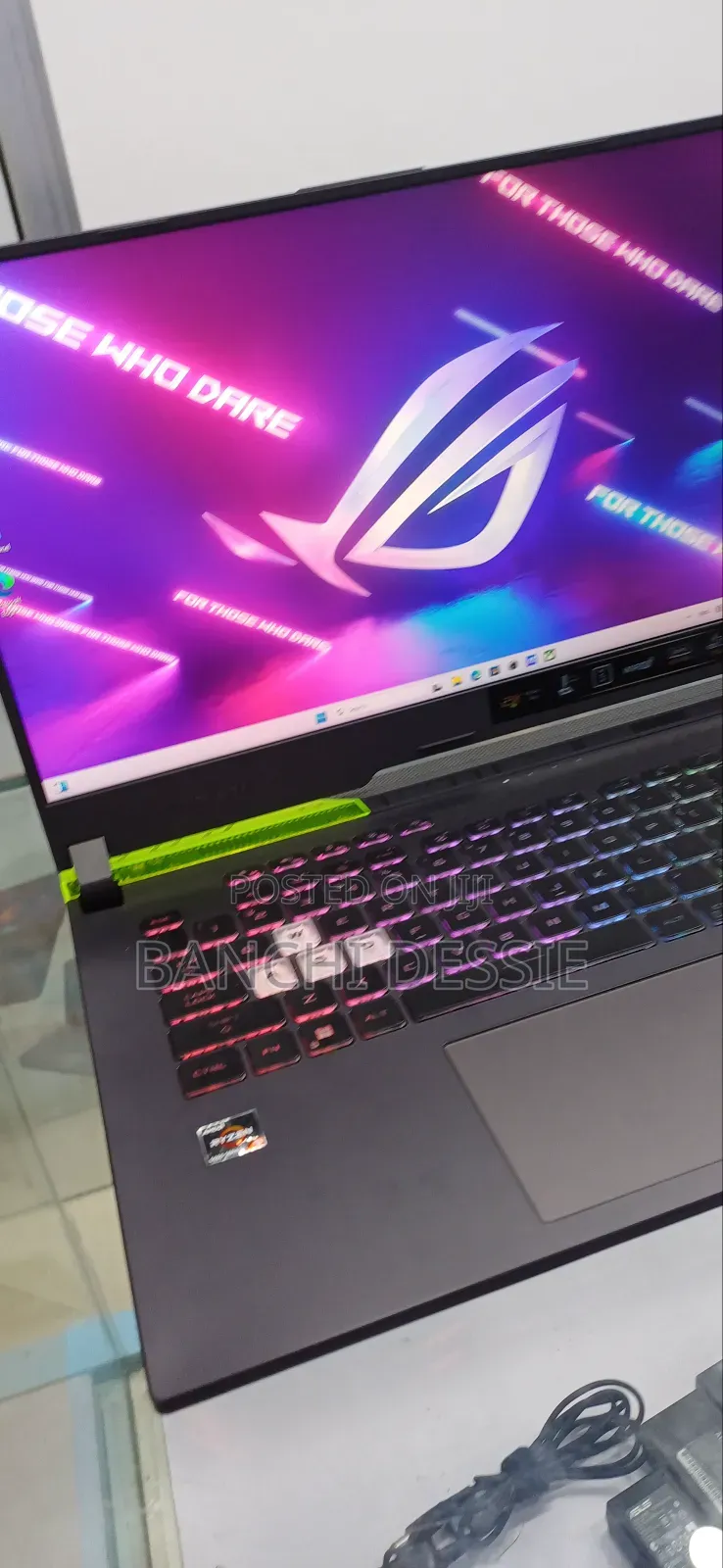 New Laptop Asus 16GB AMD Ryzen 9 SSD 512GB