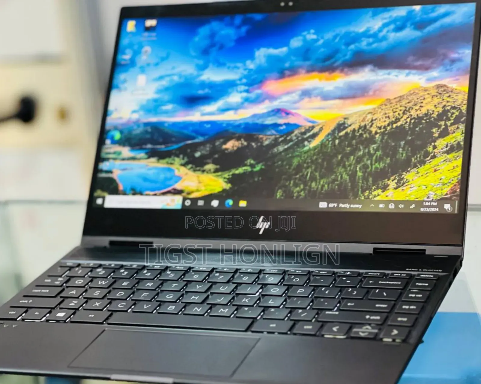 New Laptop HP Envy X360 8GB AMD Ryzen 5 SSD 512GB