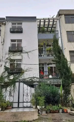 6bdrm House in Semit72, G+3 Luxury, Bole for sale