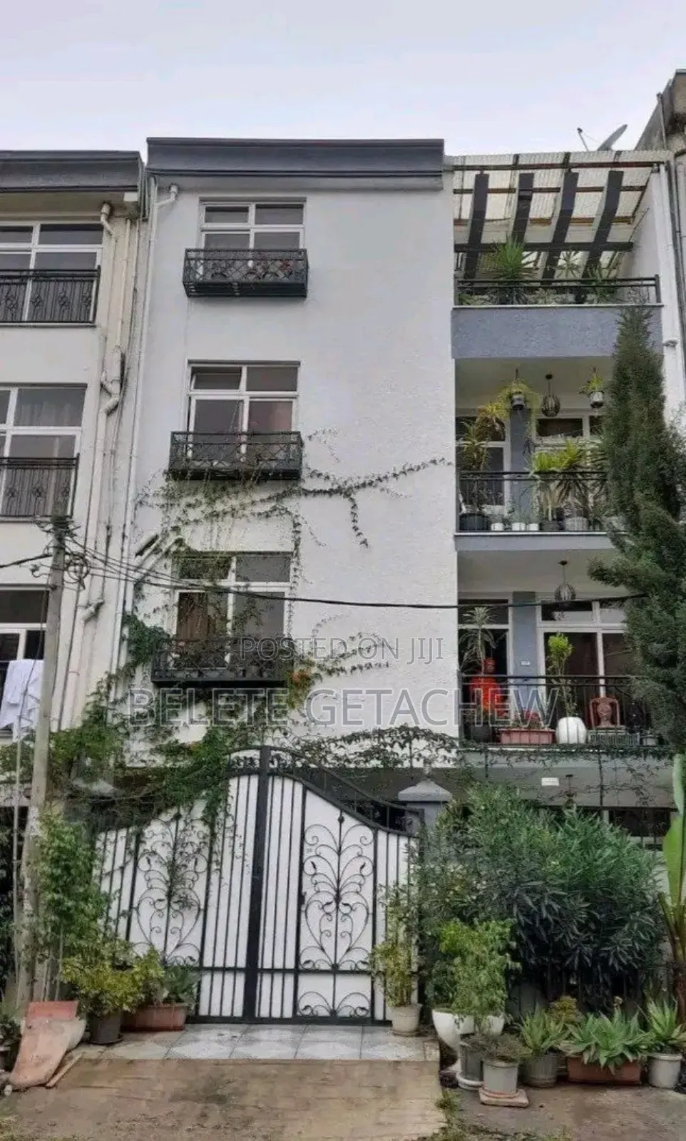 6bdrm House in Semit72, G+3 Luxury, Bole for sale