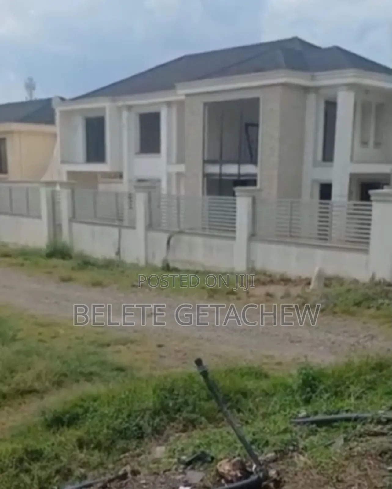 10bdrm House in Ayat, G+1 Luxury, Bole for sale