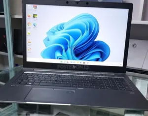 Photo - New Laptop HP ZBook 17 16GB Intel Core I7 SSD 512GB