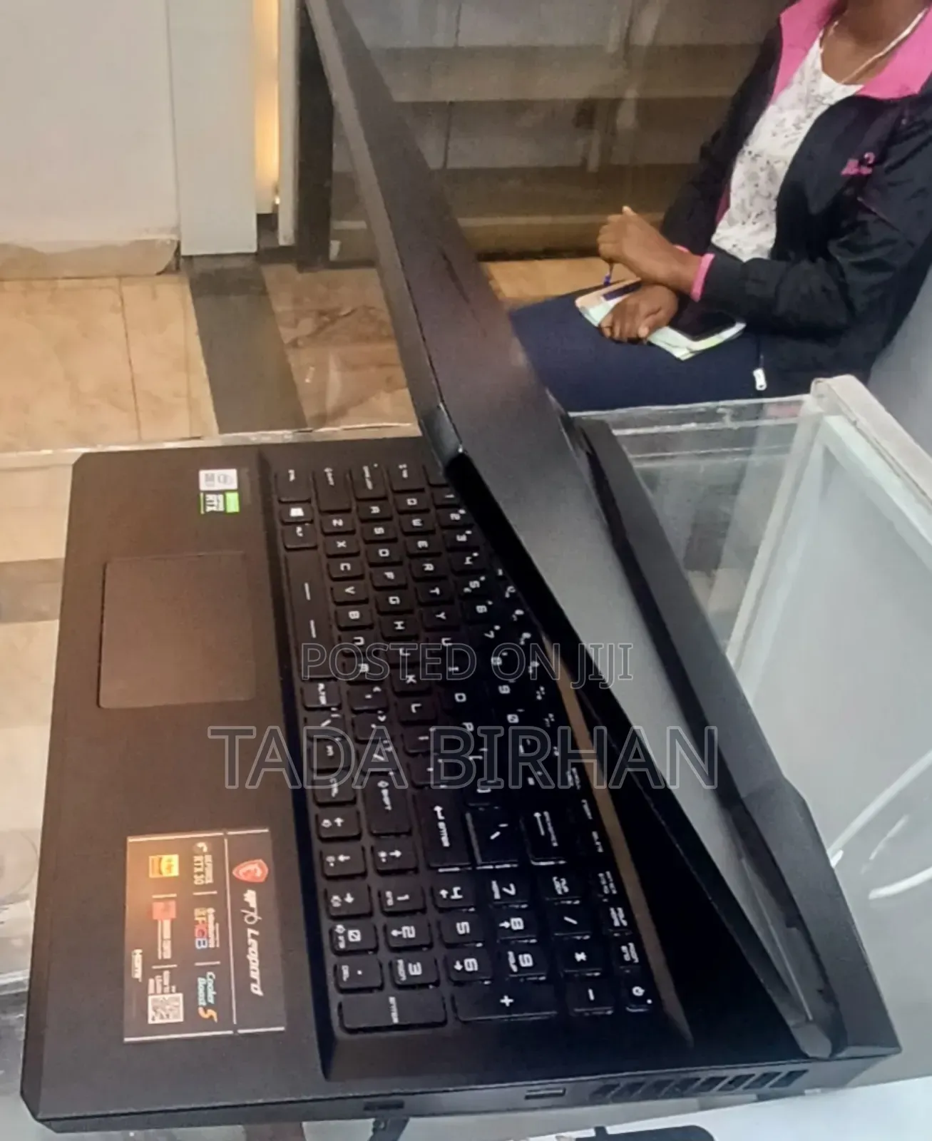 New Laptop MSI GP75 Leopard 16GB Intel Core I7 SSD 512GB