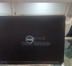 Photo - Laptop Dell Latitude 5310 8GB Intel Core I5 SSD 256GB