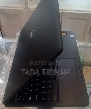 Laptop Dell Latitude 5310 8GB Intel Core I5 SSD 256GB